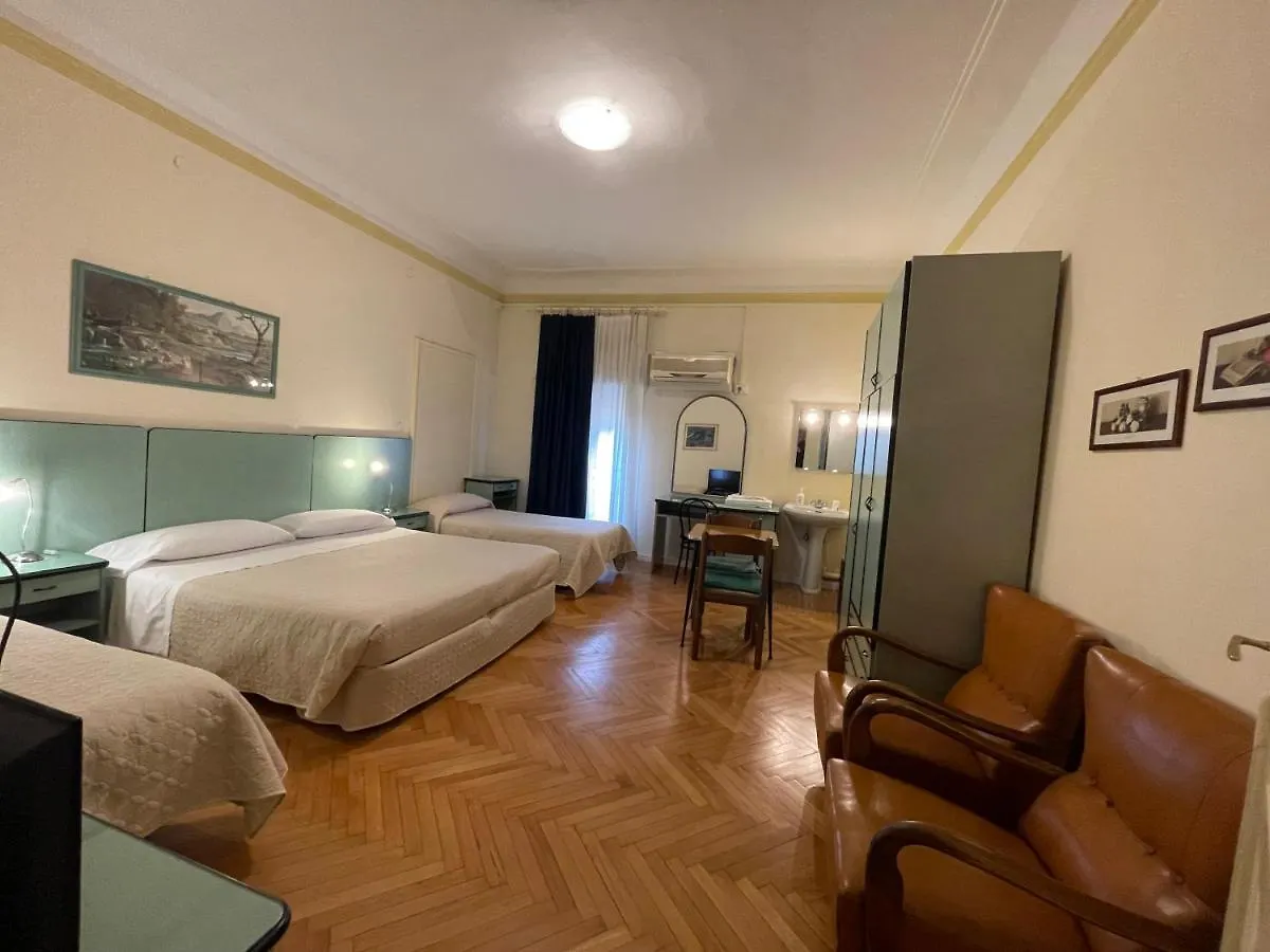 Hotel Panorama Bologna Centro 0*,