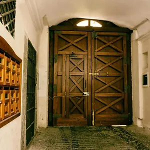 Casalauretta Naples