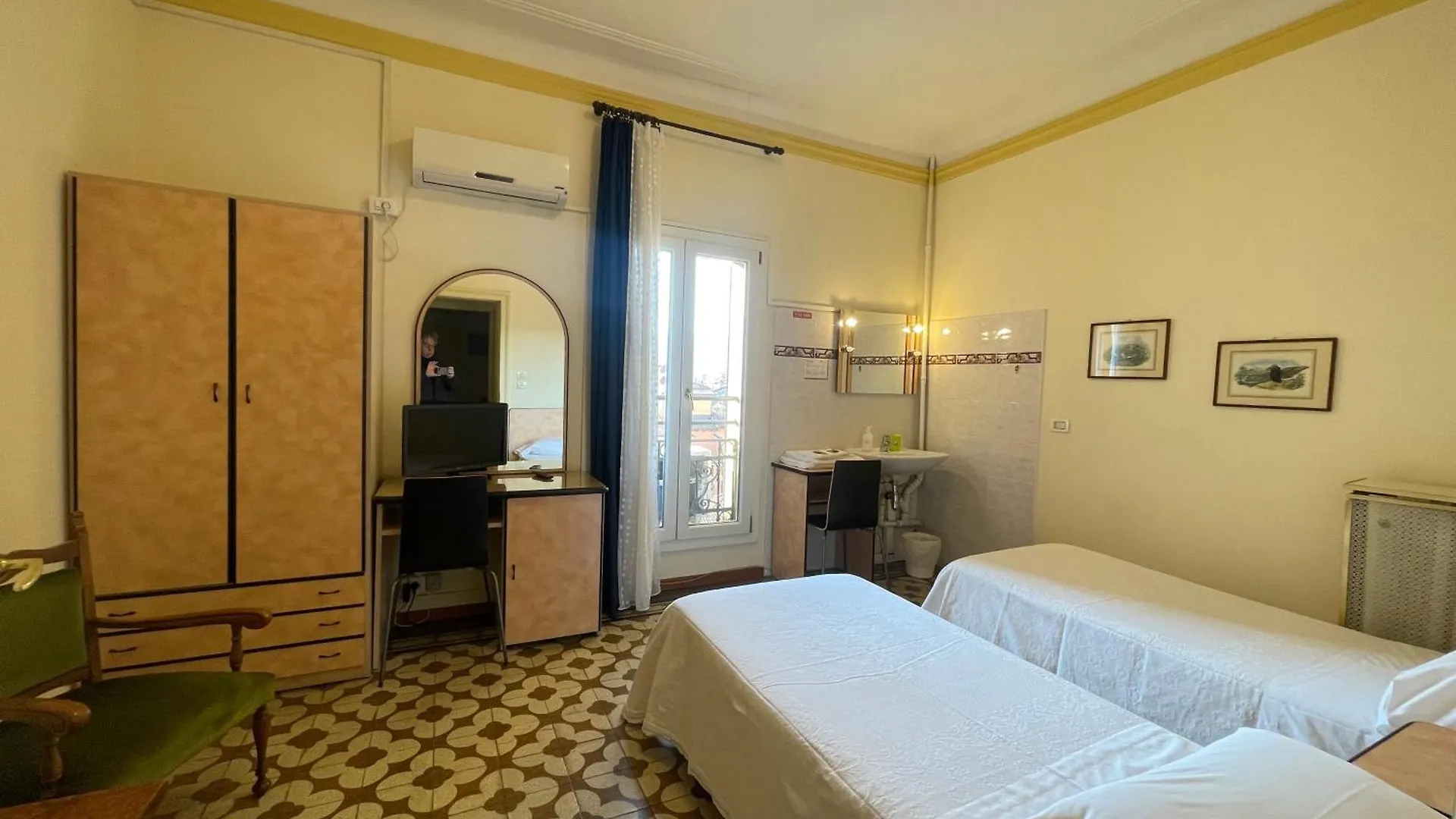 Hotel Panorama Bologna Centro 0*,  Italy